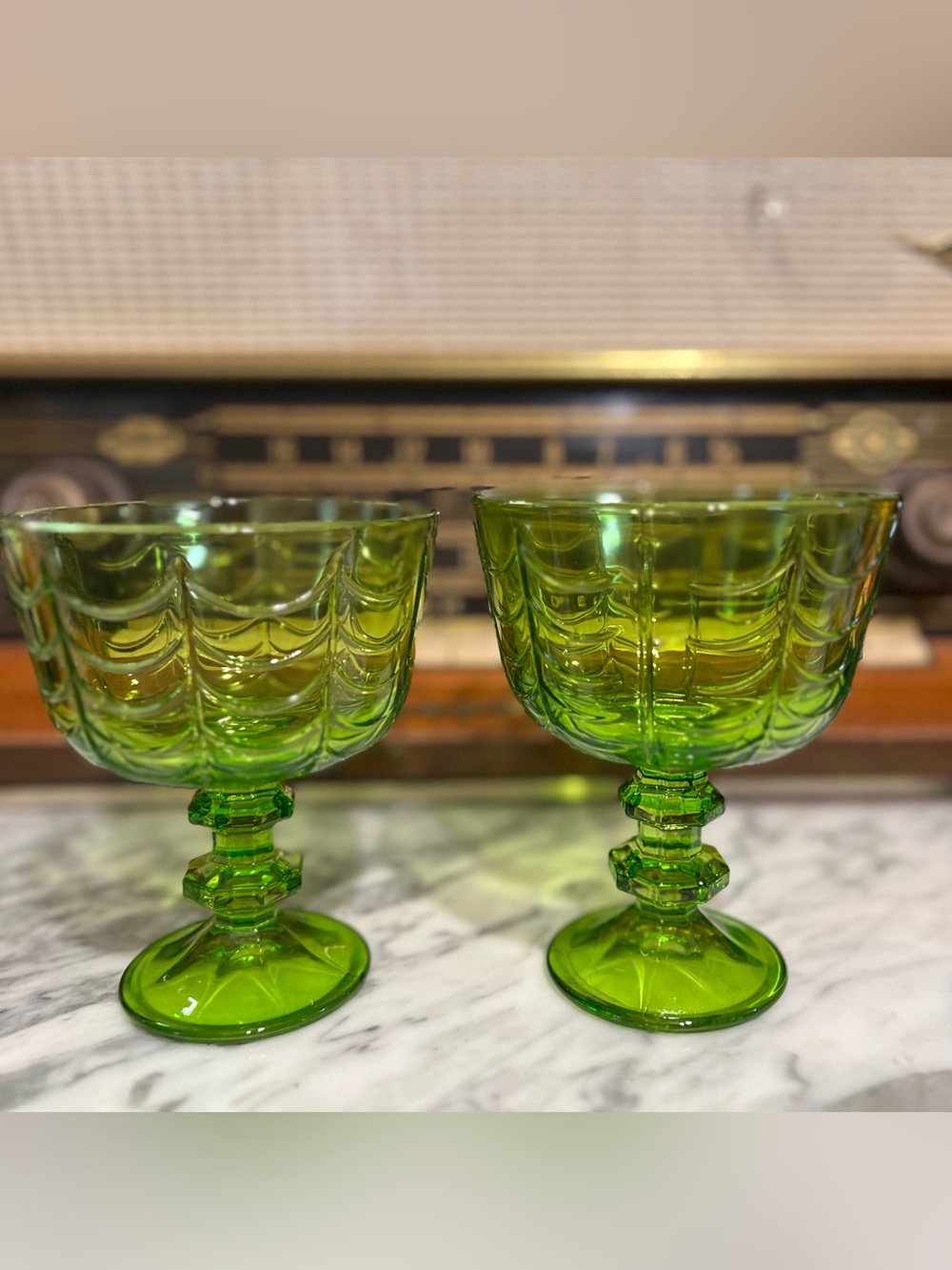✨NEW💚Target Bullseye Playground 2026 Halloween Green Glass Goblet Stemware Set🥂 - Picture 3 of 8